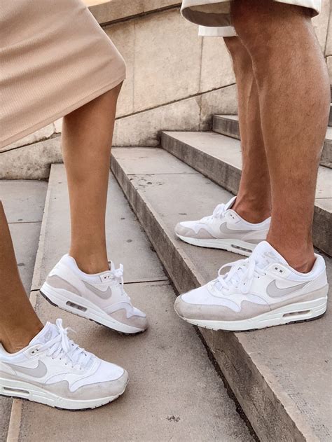 Couple Wear Nike Max Air Shoes.